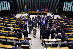Câmara aprova projeto que amplia número de deputados federais