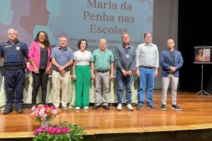 Capacitação sobre Lei Maria da Penha reúne coordenadores pedagógicos em Limeira