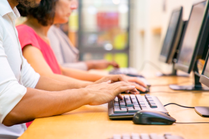 Ceprosom abre inscrições para curso de informática básica