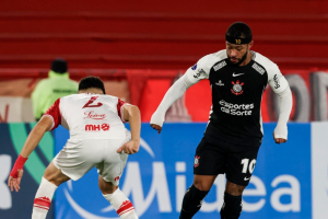 Corinthians é derrotado pelo Huracán-ARG e está eliminado