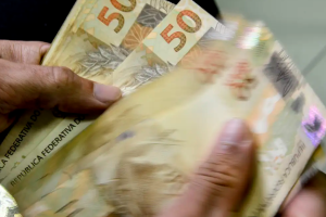 Economia brasileira cresce 1,6% no 1º trimestre, mostra prévia da FGV