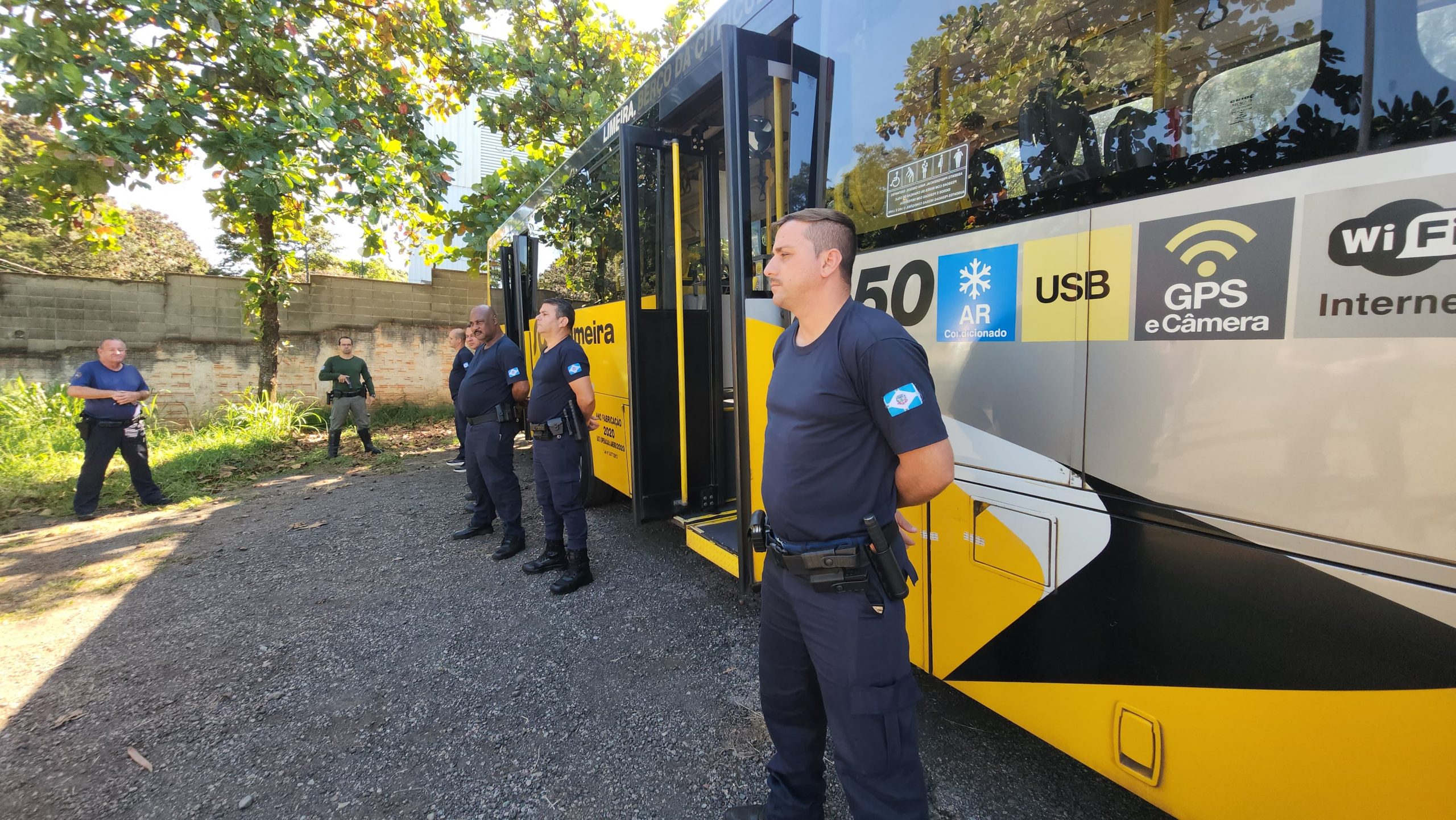 GCM de Limeira realiza treinamento de abordagem em transporte coletivo