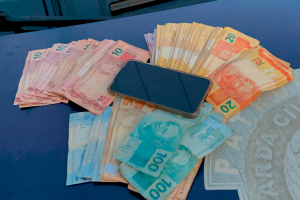 Gerente de biqueira no Belinha Ometto é detido pela GCM com dinheiro e celular ilícito