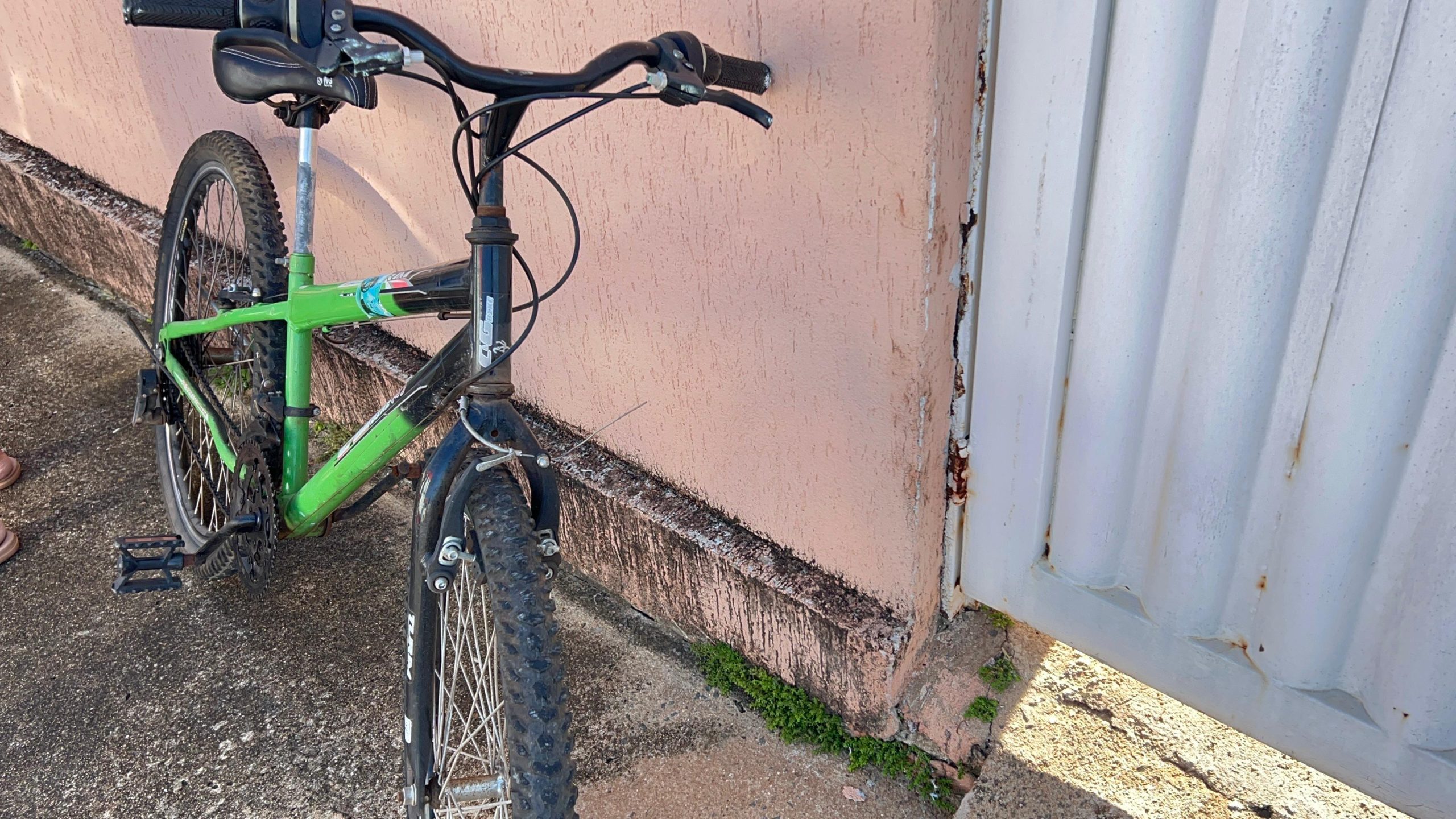 Homem embriagado cai de bicicleta e é socorrido pelo Samu em Limeira