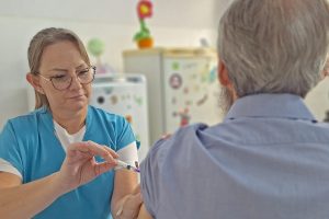 Limeira promove Dia D de vacinação contra gripe em UBSs, Shoppings e Parque Cidade neste sábado (10)