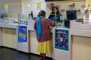 Mais de 60 mil vítimas de fraude no INSS foram atendidas nos Correios