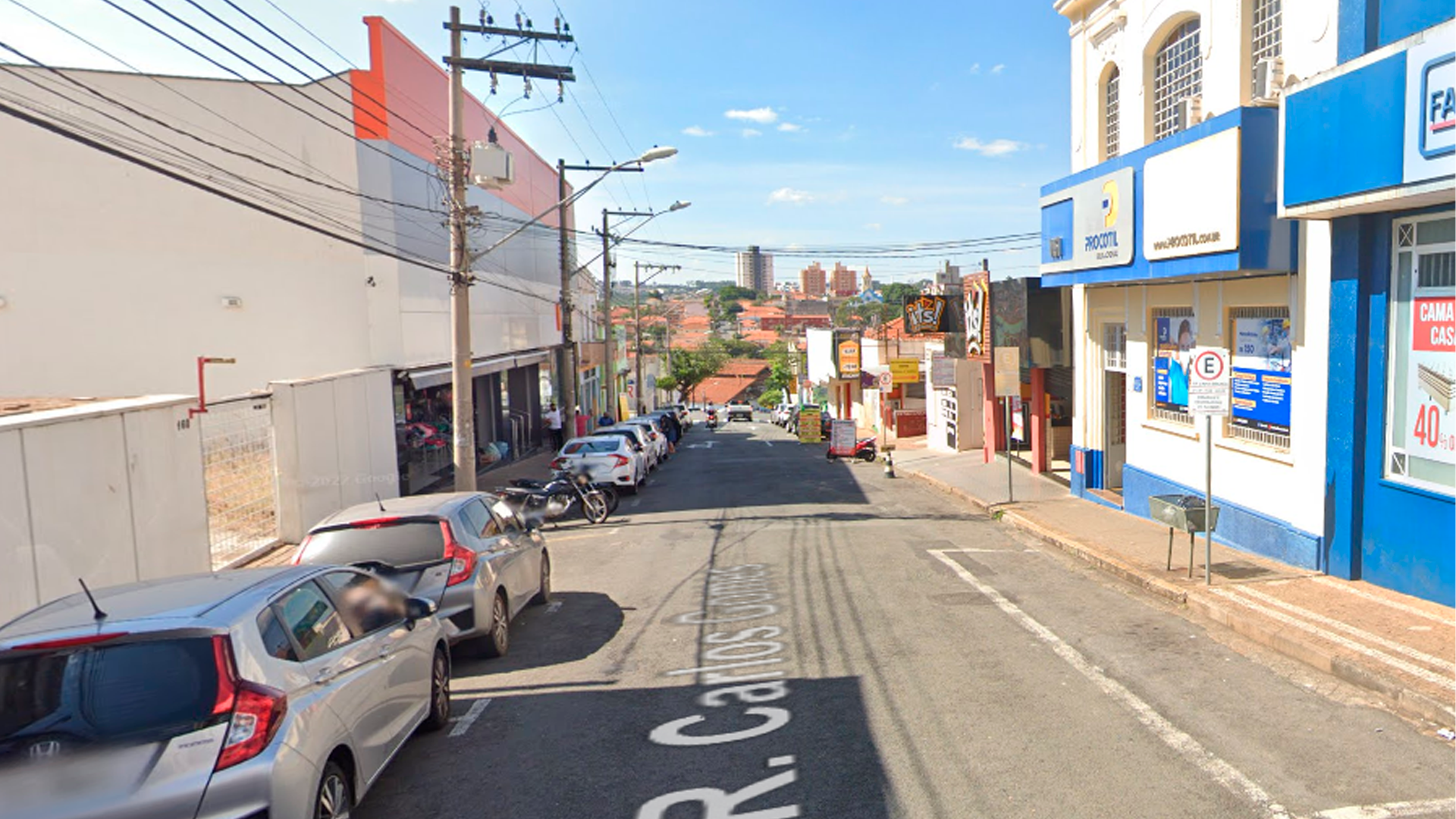 Motocicleta é furtada em frente a escola no Centro de Limeira