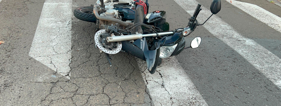 Motociclista não respeita pare e atinge veículo no Anel Viário, em Limeira