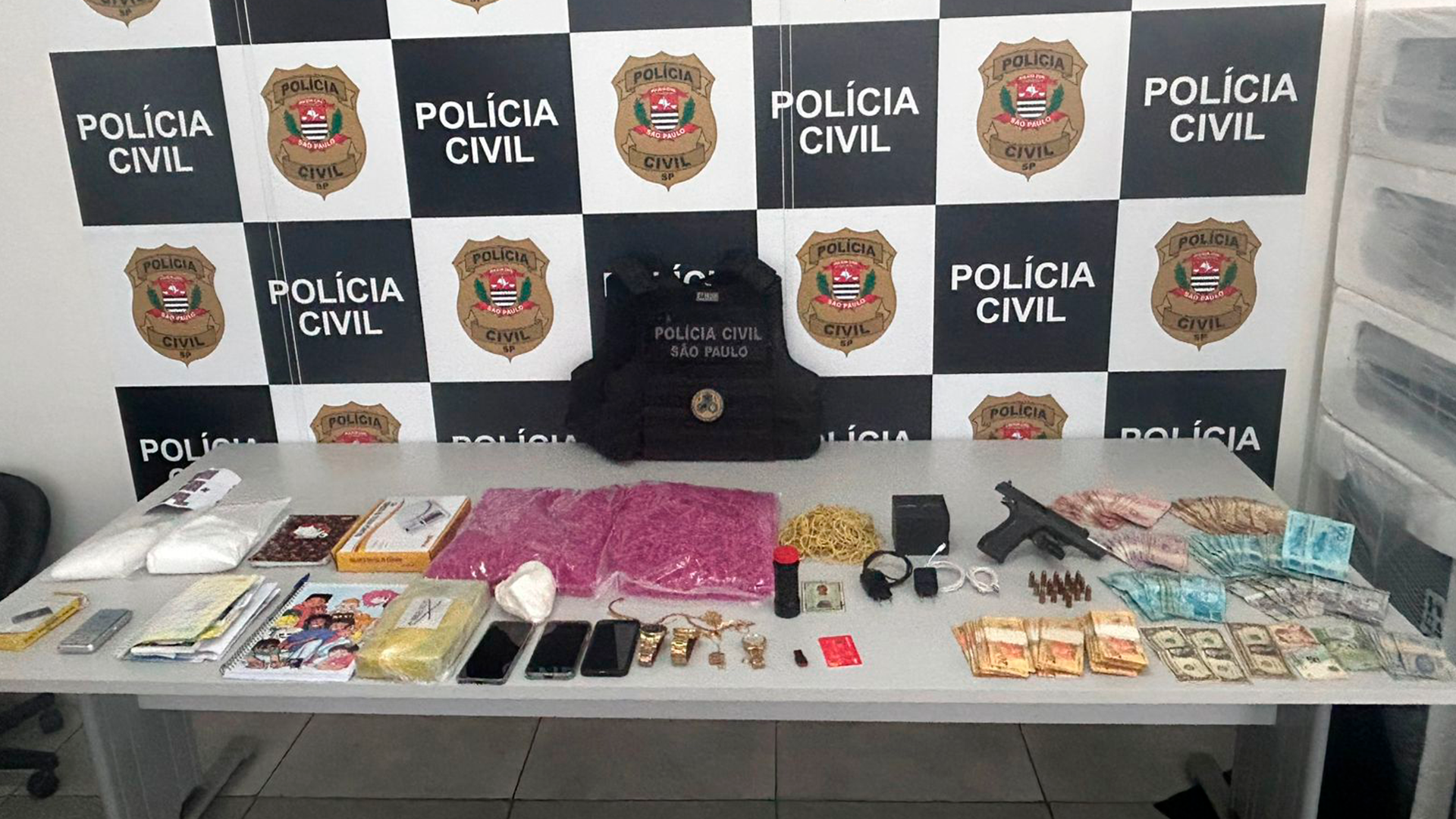 Operação Hitman: PM, guarda e mais 7 são presos suspeitos de atuarem com o Comando Vermelho