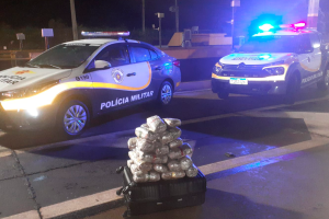 PM Rodoviária apreende quase 18 kg de maconha na Rodovia Anhanguera, em Cordeirópolis