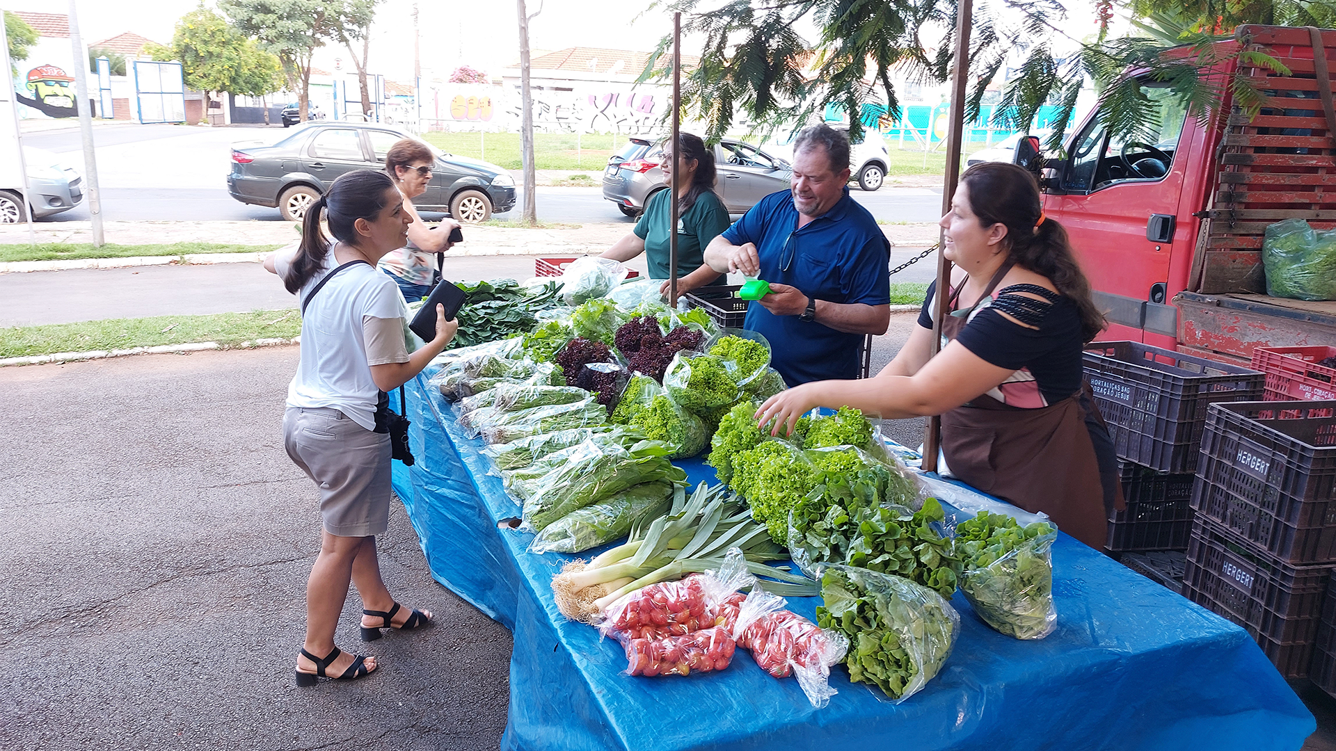 Prefeitura de Limeira promove ações durante a Feira do Produtor Rural