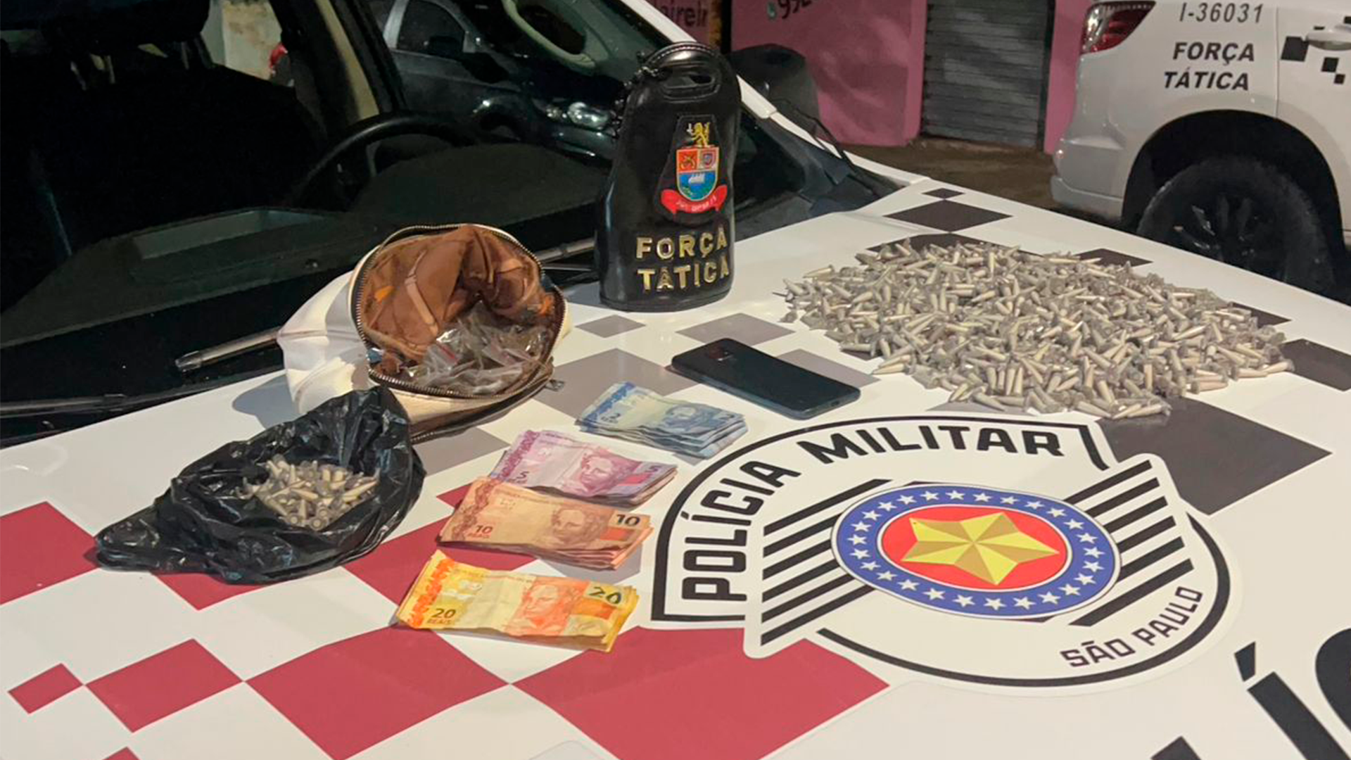 Três jovens são presos com mais de 800 porções de drogas no Profilurb, em Limeira