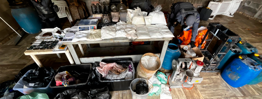 BAEP descobre bunker com grande quantidade de drogas em chácara de Limeira