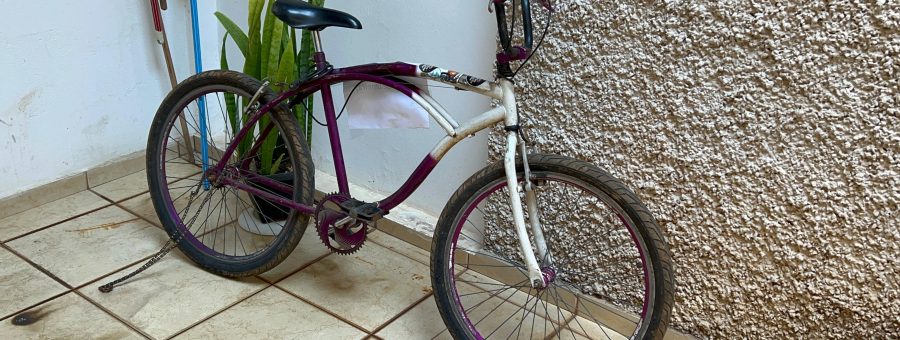 Bicicleta homem morto