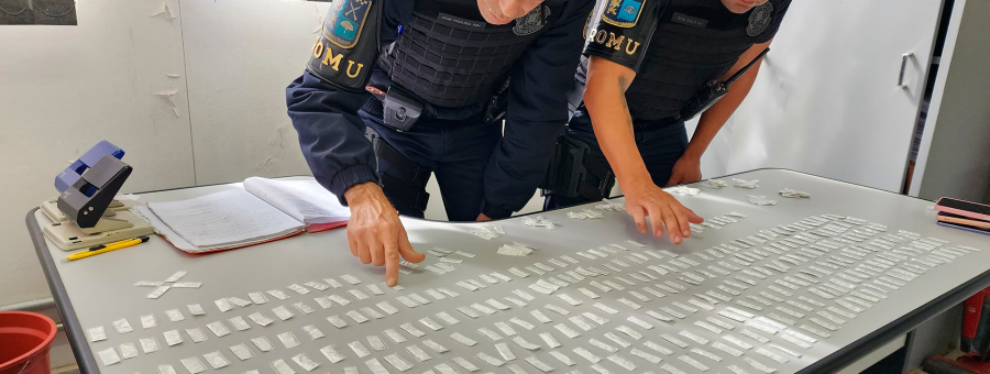 GCM apreende mais de 500 sachês de cocaína no Geada, em Limeira