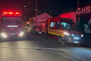 Incêndio de grandes proporções atinge residência no Boa Vista, em Limeira