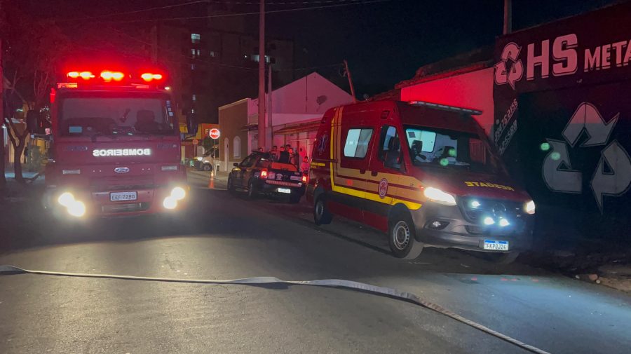 Incêndio de grandes proporções atinge residência no Boa Vista, em Limeira