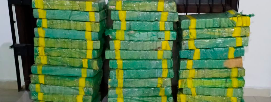 Mais de 400 kg de maconha são encontrados em carga de feno no interior de SP