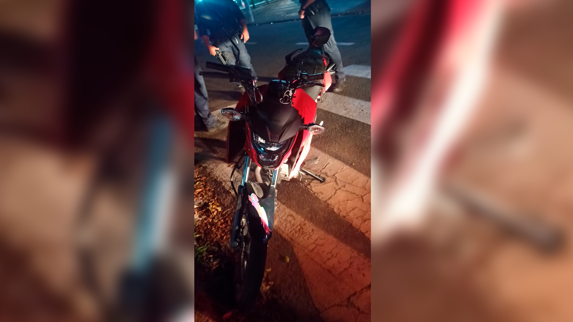 Motociclista atinge casal em faixa de pedestre no Victório Lucato, em Limeira