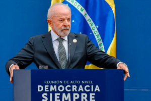 Democracia corre risco como no período nazista, diz Lula