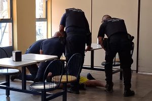 Entenda como funciona uma abordagem a pessoas em surto