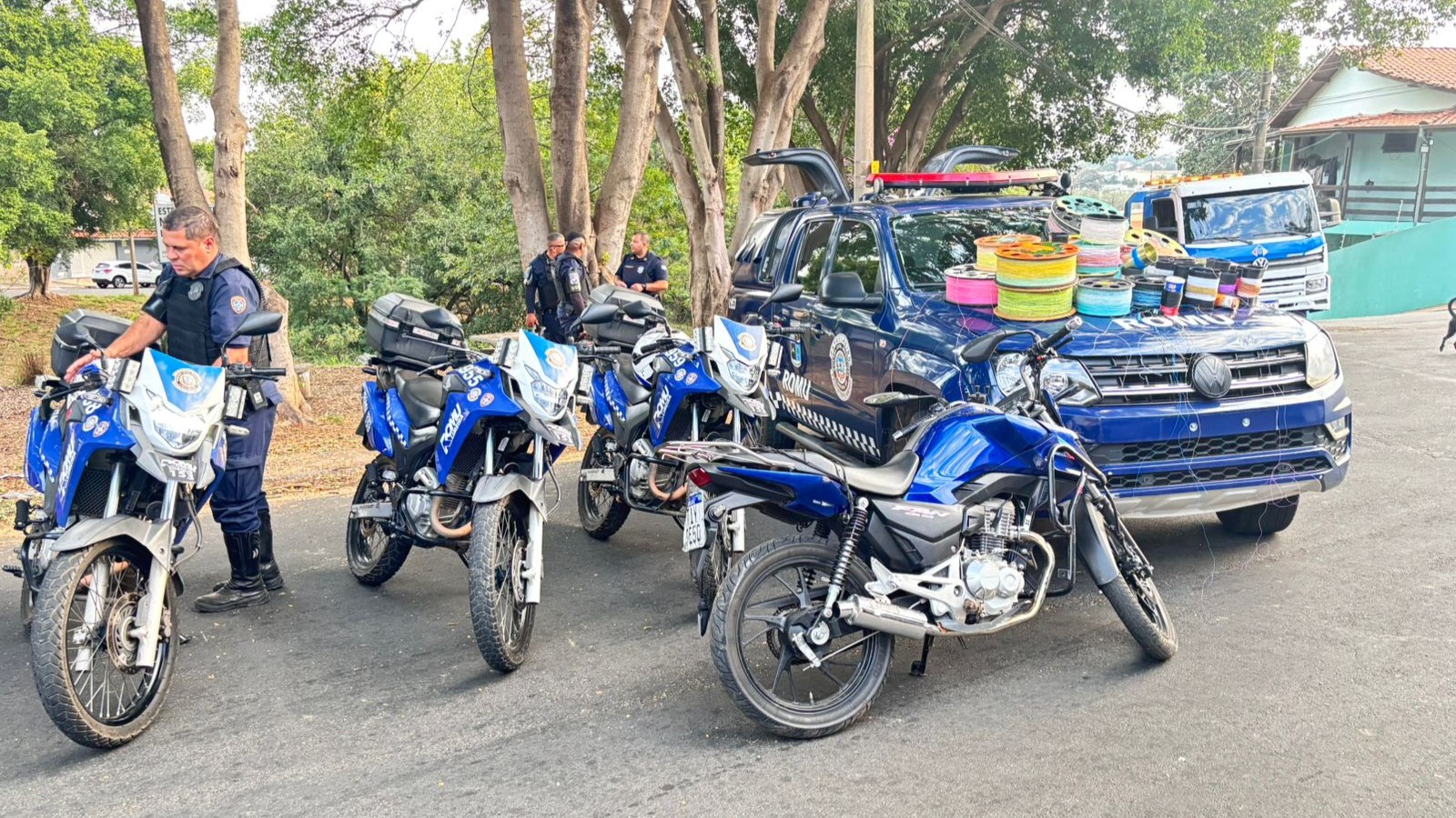 GCM apreende 27 carretéis de linha com cerol