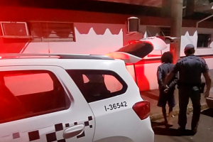 Homem é preso após agredir vítima com skate e descumprir medida protetiva em Cordeirópolis