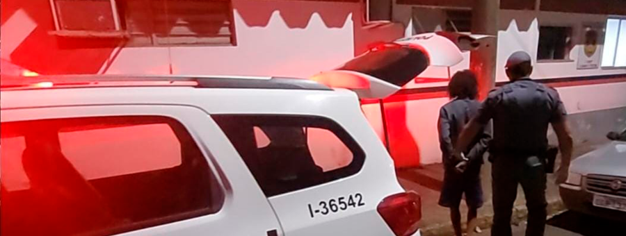 Homem é preso após agredir vítima com skate e descumprir medida protetiva em Cordeirópolis