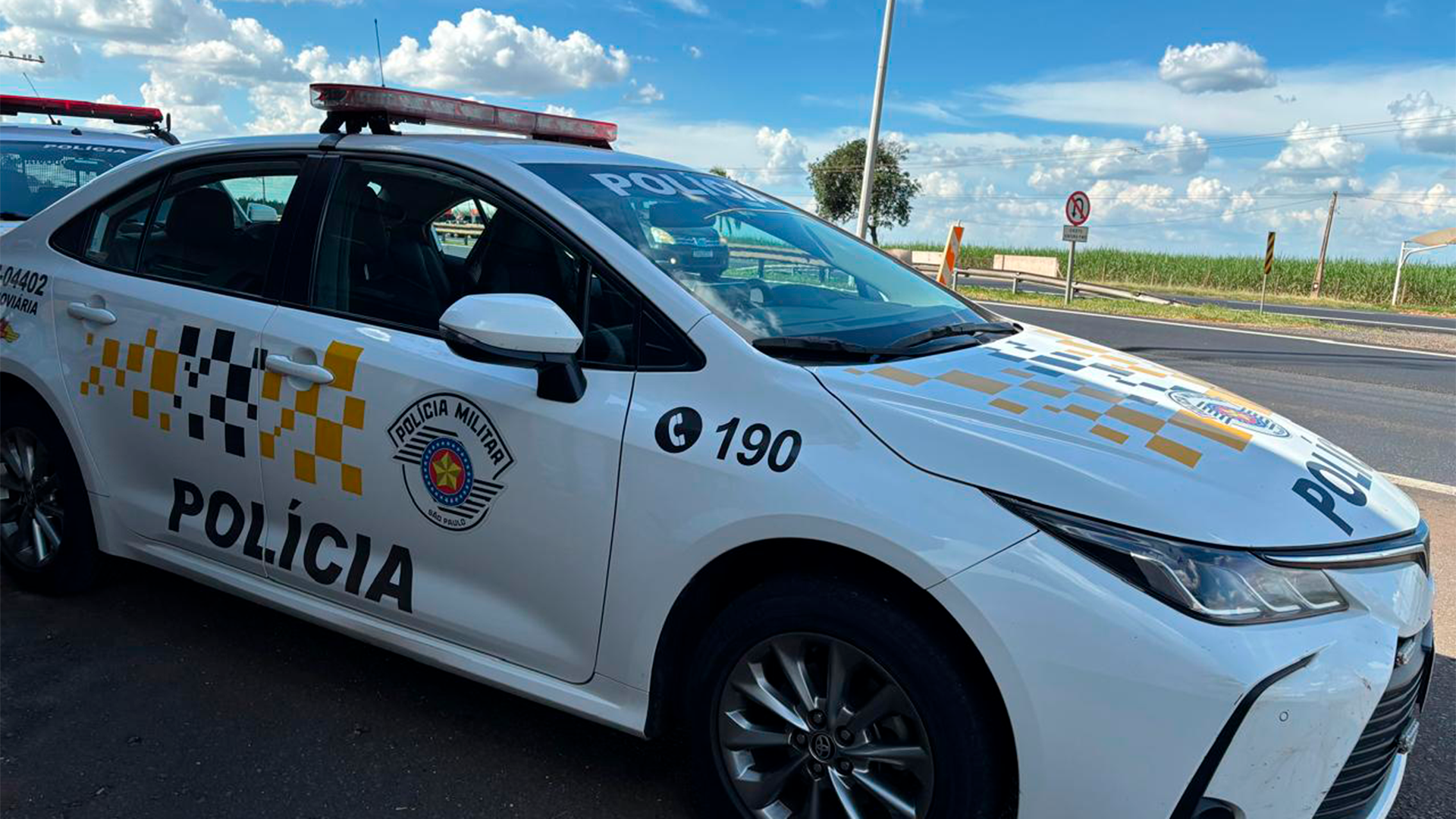 Homem é preso com Tiguan adulterada na Rodovia Anhanguera, em Limeira