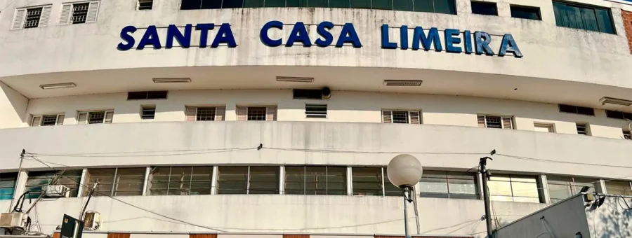 Idosa de 82 anos morre após queda em escada durante evento em Limeira