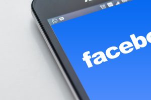Jovem perde R$ 3,7 mil em golpe após tentar comprar moto pelo Facebook em Limeira