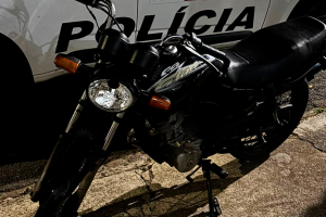 Menor de 14 anos é apreendido com moto adulterada no Odécio Degan, em Limeira