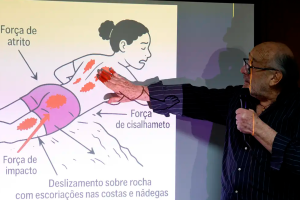Perito estima que Juliana Marins morreu 32 horas após primeira queda