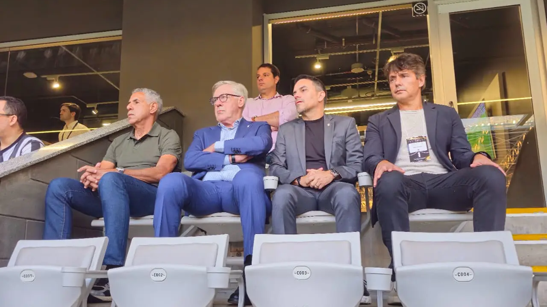 Ancelotti viaja pelo país para conhecer mais sobre a cultura do futebol brasileiro