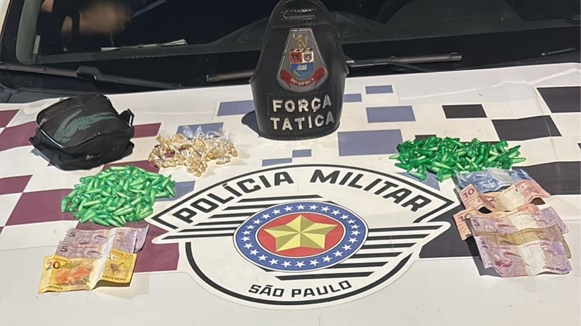 Dois jovens são presos com mais de 300 porções de drogas no Jd. Cavinato, em Limeira