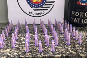 Homem é preso com 59 porções de cocaína em Limeira