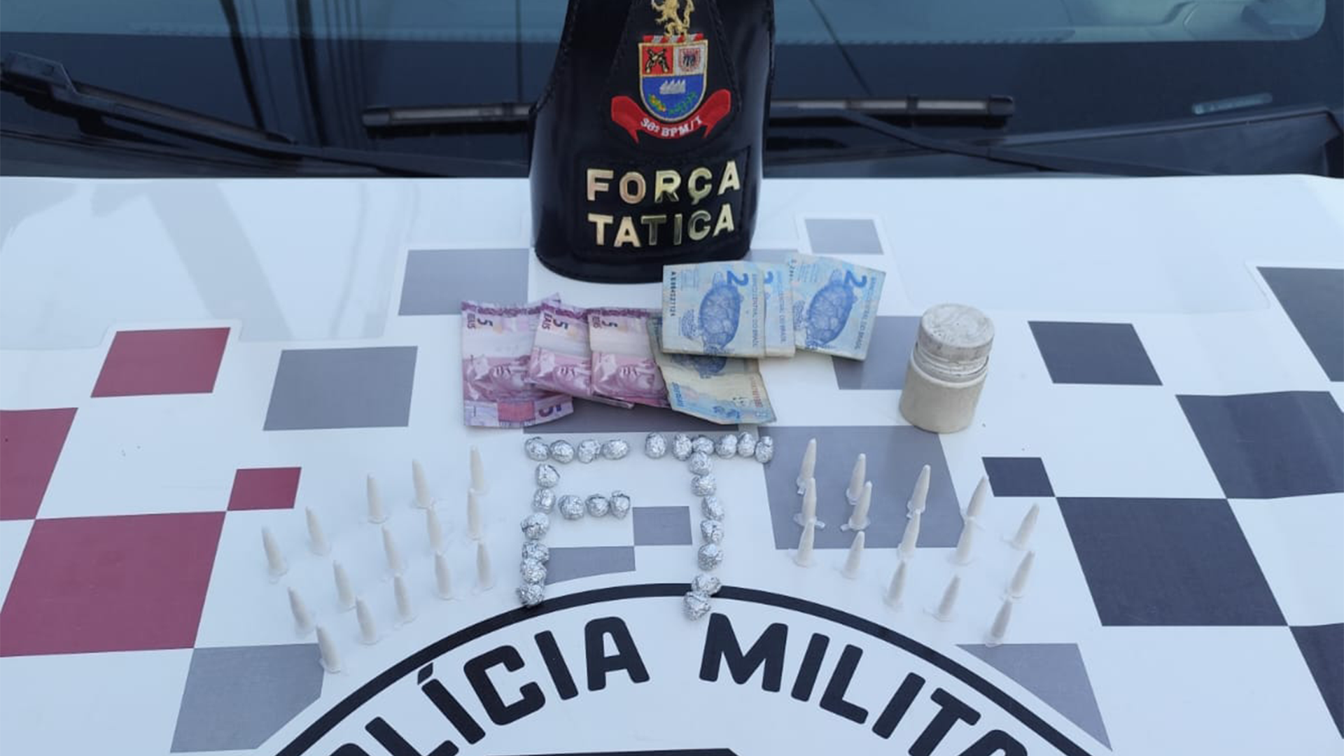 Jovem de 25 anos é preso com drogas no Pq. das Nações, em Limeira