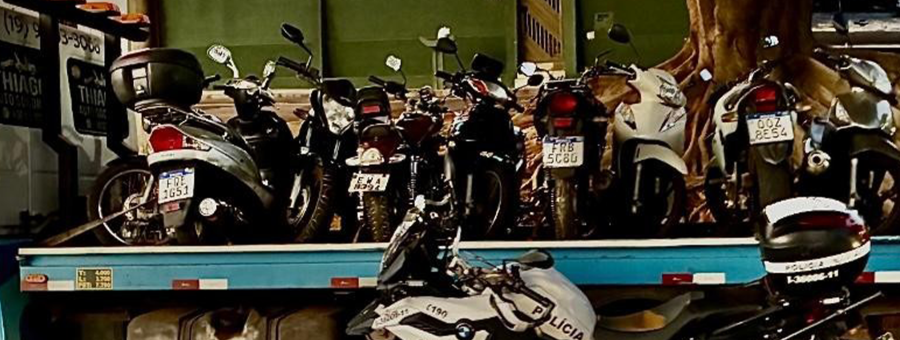Mulher é presa em Limeira durante blitz conduzindo moto com placa falsa e adulterada