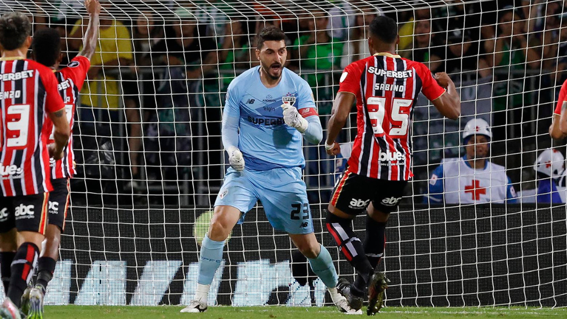 São Paulo segura empate com Atlético Nacional na Colômbia