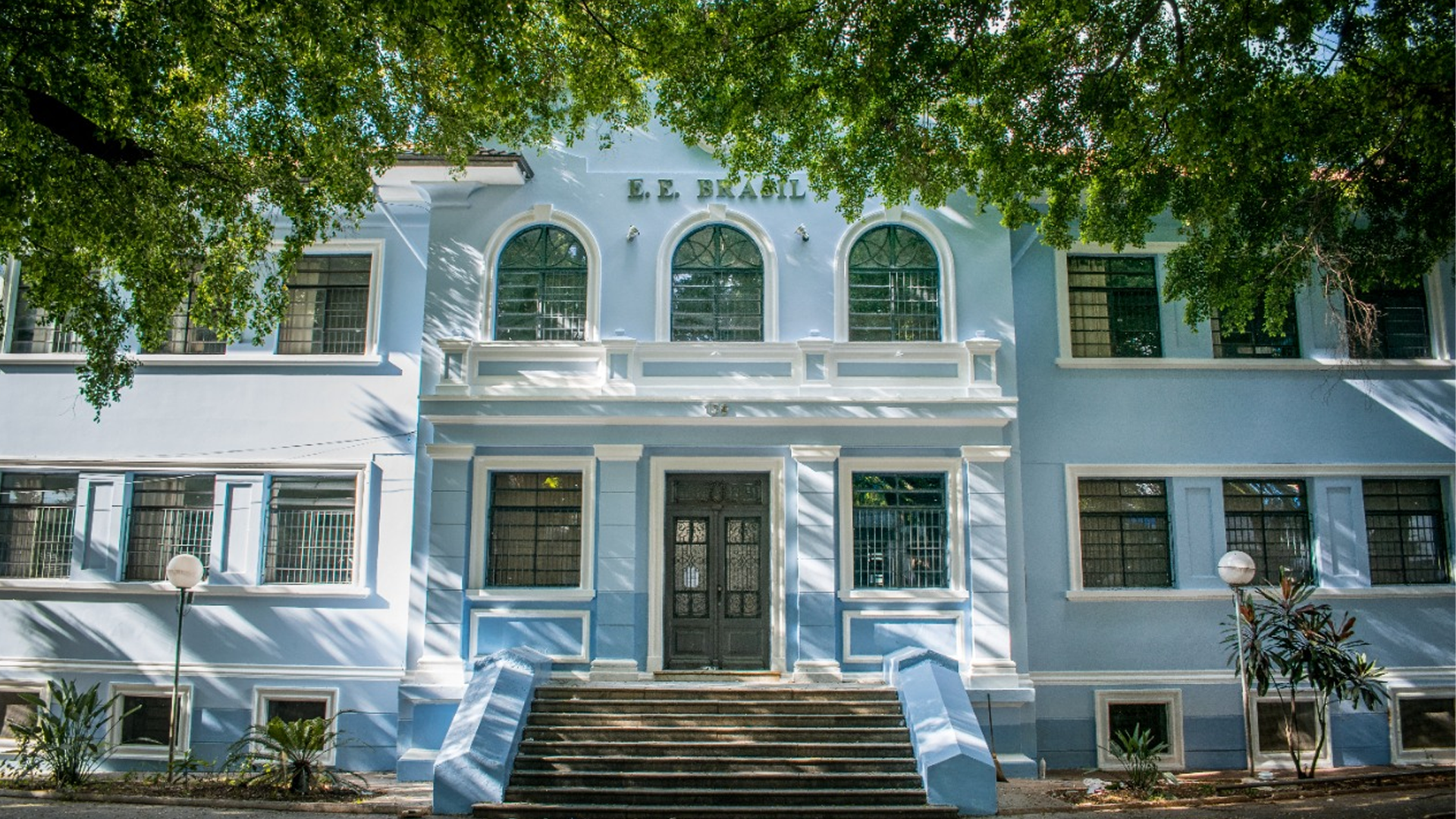 Adolescente de 15 anos denuncia ameaças dentro de escola estadual em Limeira
