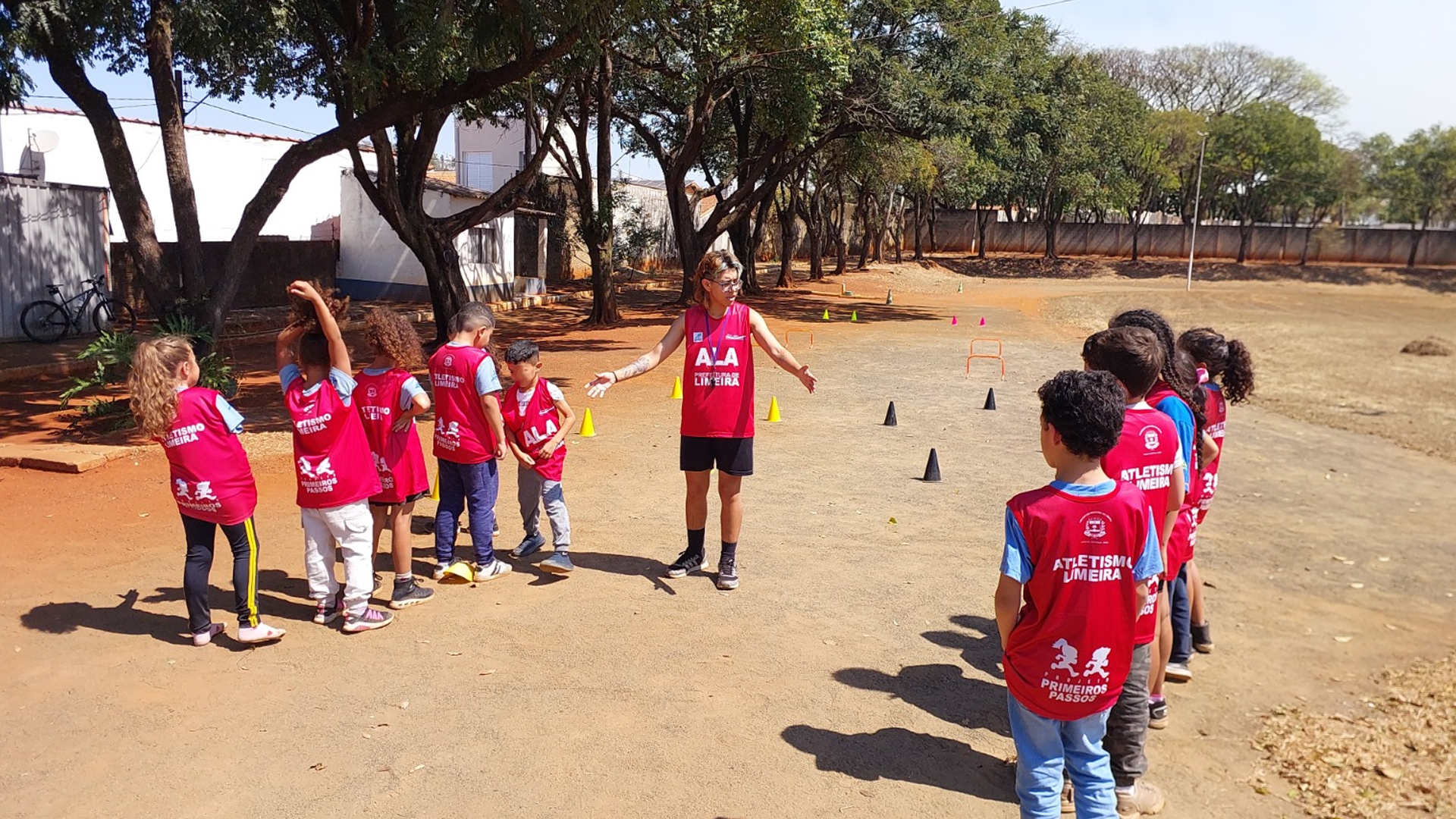 Atletismo em Limeira aulas gratuitas atendem cerca de 200 alunos; veja como se inscrever