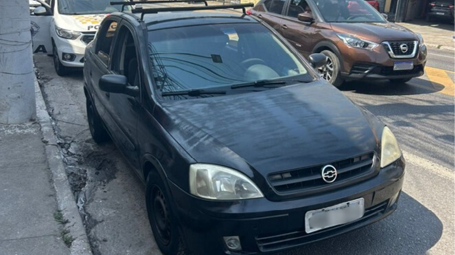 Detran e PM tiram carro com mais de R$ 120 mil em multas das ruas