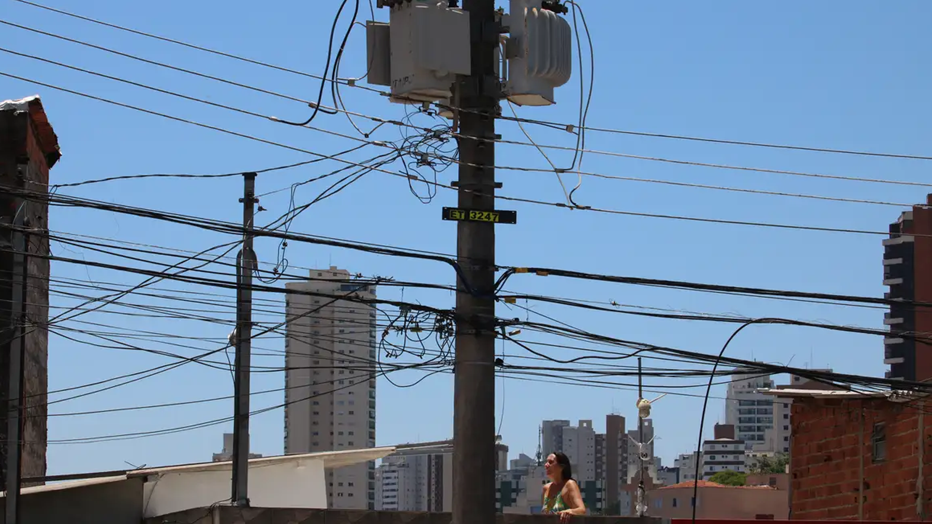 Furto de energia no país gerou custo de R$ 10,3 bilhões em 2024