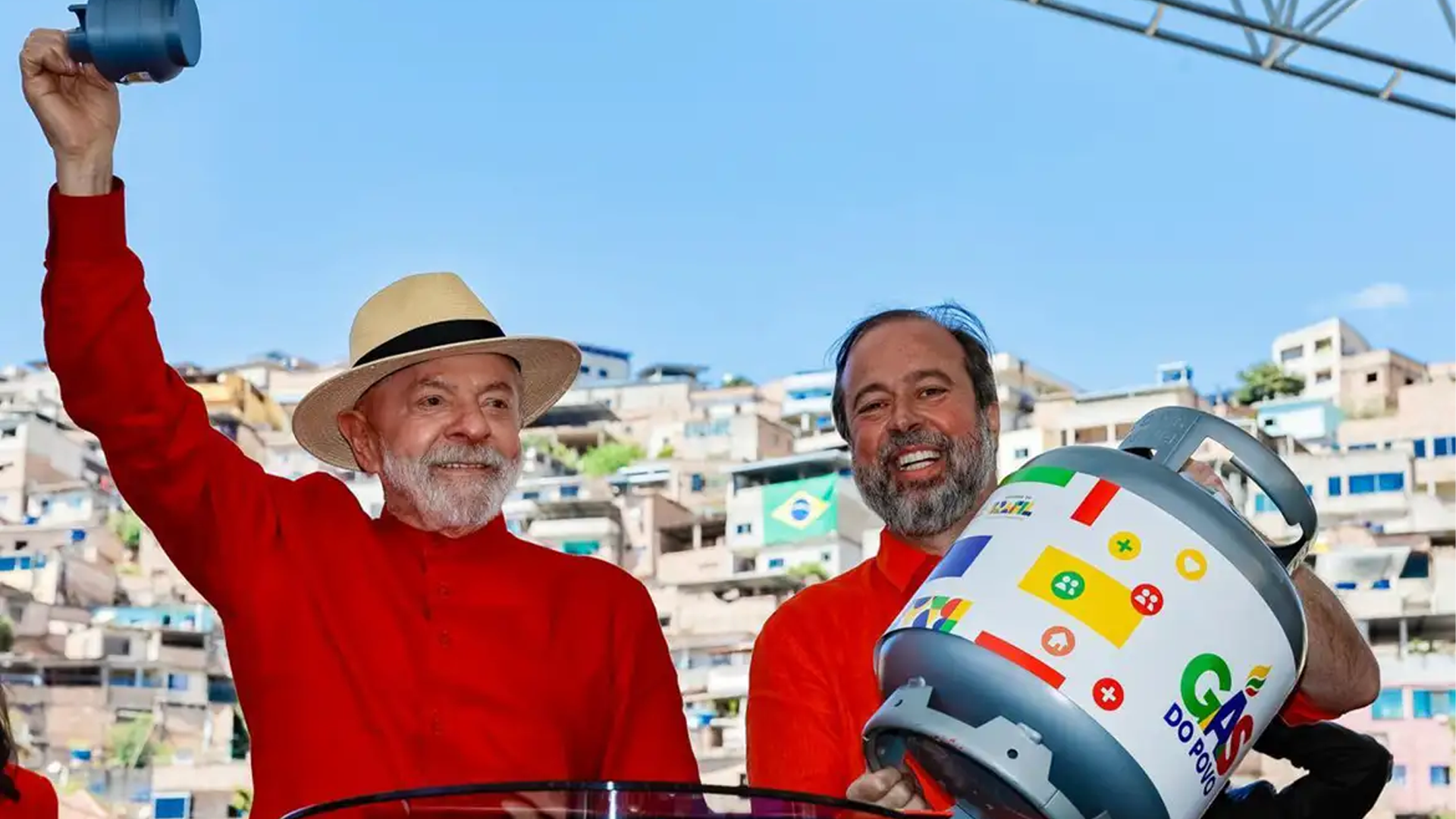 Governo lança programa para distribuir gás a 15,5 milhões de famílias