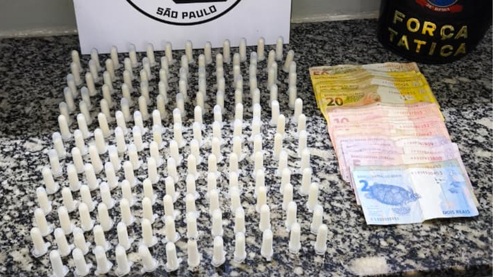 Homem é preso por suspeita de tráfico no Abílio Pedro, em Limeira