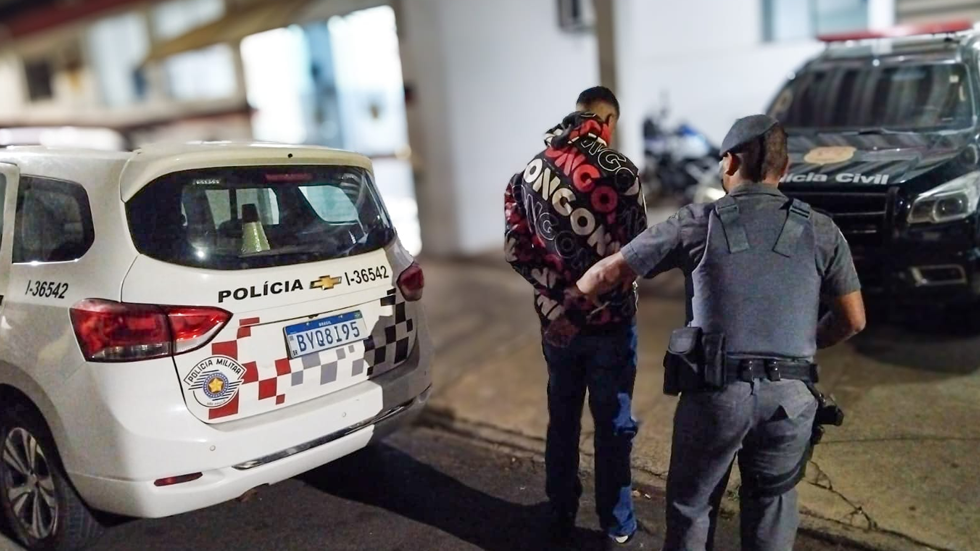 Jovem é detido com maconha após discussão com companheira em Cordeirópolis