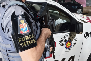 Jovem é preso com drogas durante operação no Ernesto Kuhl