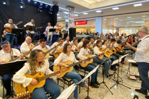 Orquestra de Violeiros se apresenta no Pátio Limeira Shopping