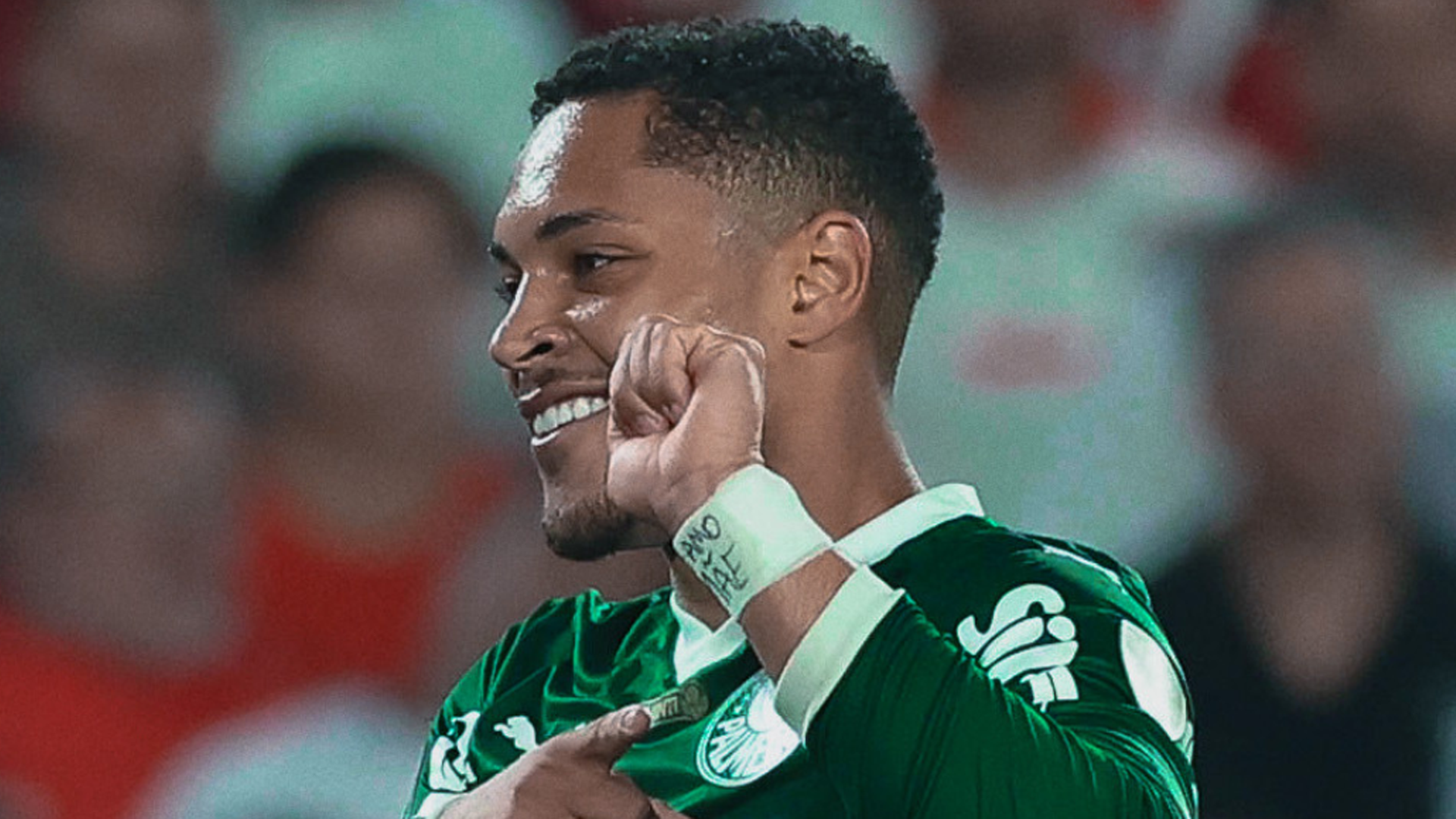 Palmeiras vence o River Plate na Argentina e abre vantagem