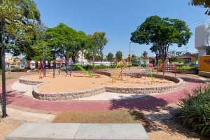 Praça da Buzolin ganhará guarda-corpo e outras melhorias de segurança